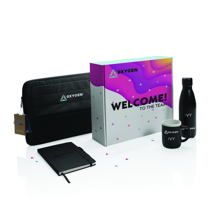 Welcome pack profesional para empleados con maletín para portátil, libreta, taza y botella térmica negra