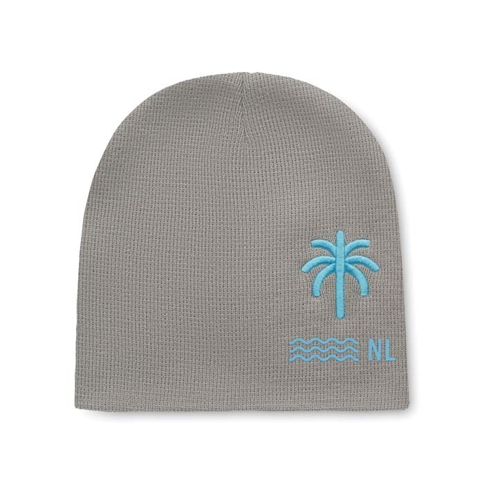 Gorro acrílico a 1 color y con doble capa. personalizado con logo