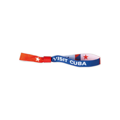 Pulsera de poliéster con logo tejido. personalizado con logo